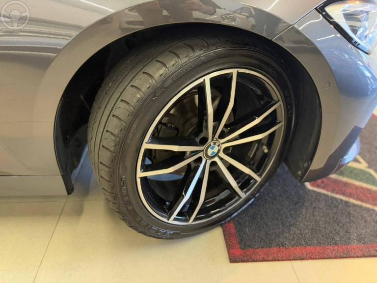 BMW - 320I 2.0 M SPORT 16V TURBO 4P AUTOMÁTICO - 2019/2020 - CINZA - R$ 199.900,00