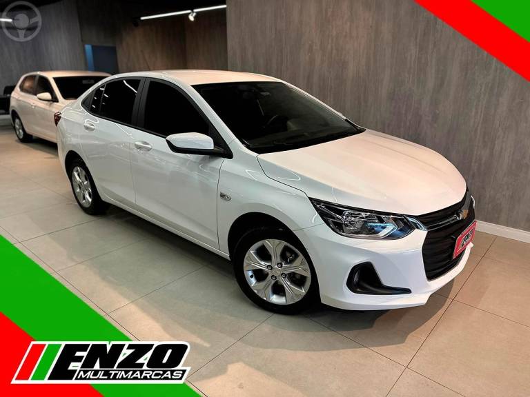 CHEVROLET - ONIX 1.0LTZ PLUS 12V TURBO FLEX 4P AUTOMÁTICO - 2023/2024 - BRANCA - R$ 98.900,00