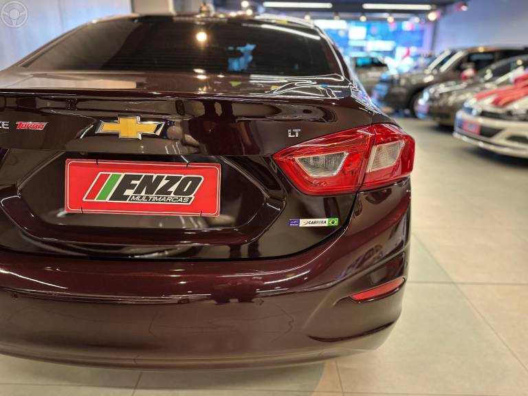 CHEVROLET - CRUZE 1.4 TURBO LT 16V FLEX 4P AUTOMÁTICO - 2017/2017 - VERMELHA - R$ 85.900,00