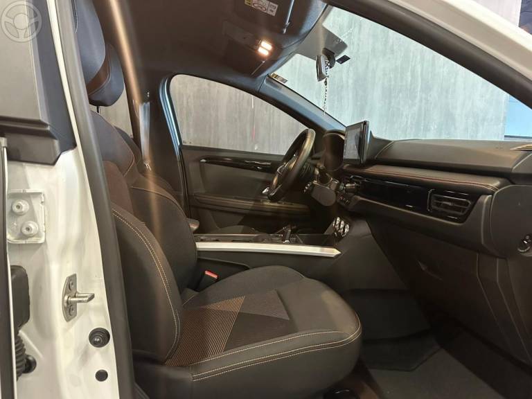 RENAULT - KARDIAN 1.0 TCE TECHNO EDC FLEX 4P AUTOMÁTICO - 2024/2025 - BRANCA - R$ 106.900,00