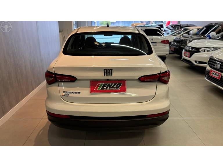 FIAT - CRONOS 1.0 FIREFLY DRIVE FLEX 4P MANUAL - 2022/2023 - BRANCA - R$ 66.900,00
