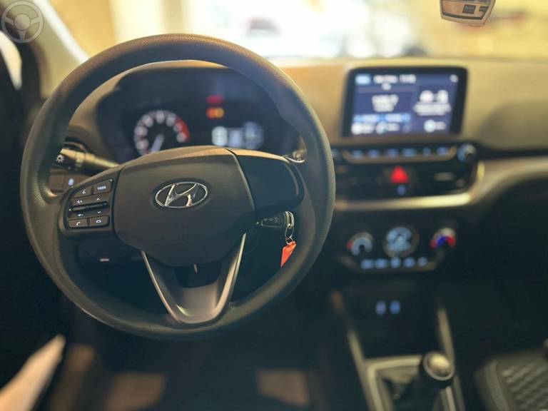 HYUNDAI - HB20 1.0 EVOLUTION 12V FLEX 4P MANUAL - 2021/2022 - PRETA - R$ 68.900,00