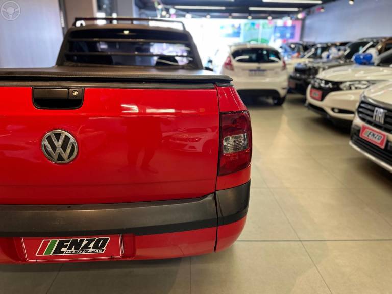 VOLKSWAGEN - SAVEIRO 1.6 MI CS 8V FLEX 2P MANUAL G.V - 2014/2015 - VERMELHA - R$ 49.900,00