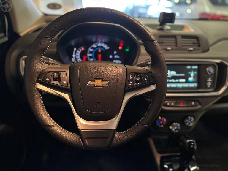 CHEVROLET - SPIN 1.8 PREMIER 8V FLEX 4P AUTOMÁTICO - 2023/2024 - PRATA - R$ 116.900,00