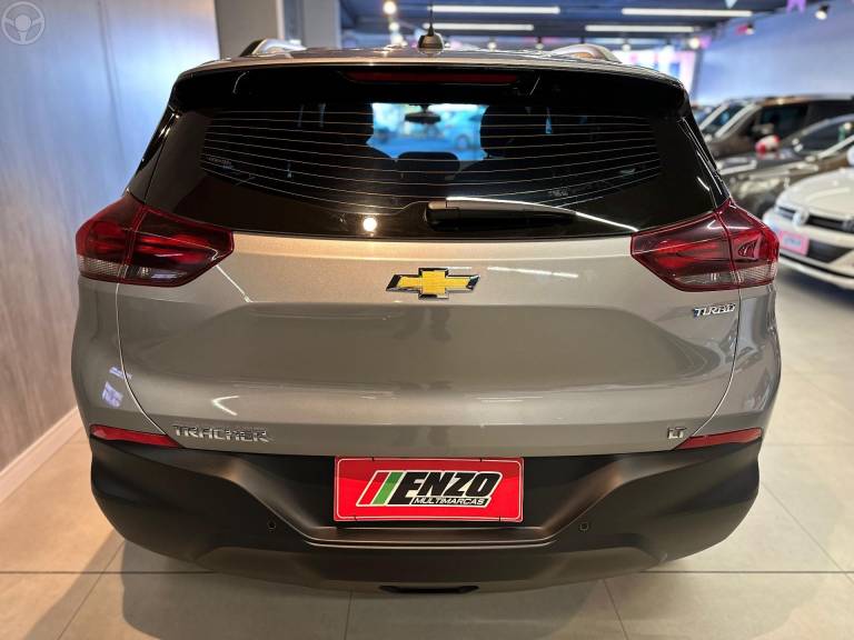 CHEVROLET - TRACKER 1.0 12V LT TURBO FLEX 4P AUTOMÁTICO - 2024/2025 - PRATA - R$ 132.900,00