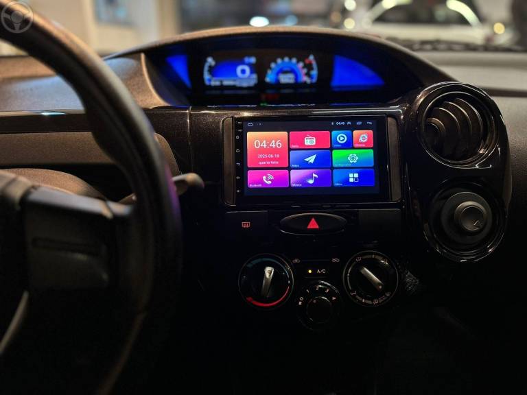 TOYOTA - ETIOS 1.3 XS 16V FLEX 4P MANUAL - 2019/2020 - CINZA - R$ 62.900,00