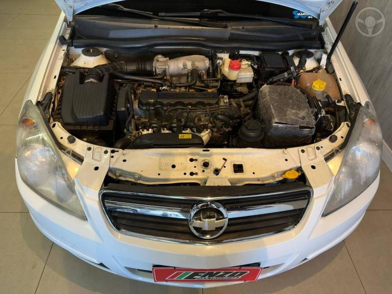 CHEVROLET - VECTRA 2.0 MPFI ELEGANCE 8V 140CV FLEX 4P MANUAL - 2006/2006 - BRANCA - R$ 36.900,00