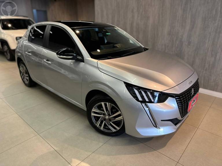 PEUGEOT - 208 1.6 GRIFFE 16V FLEX 4P MANUAL - 2021/2021 - PRATA - R$ 85.900,00