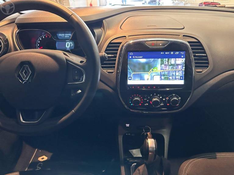 RENAULT - CAPTUR 1.6 LIFE 16V FLEX 4P AUTOMÁTICO - 2019/2019 - PRATA - R$ 78.900,00