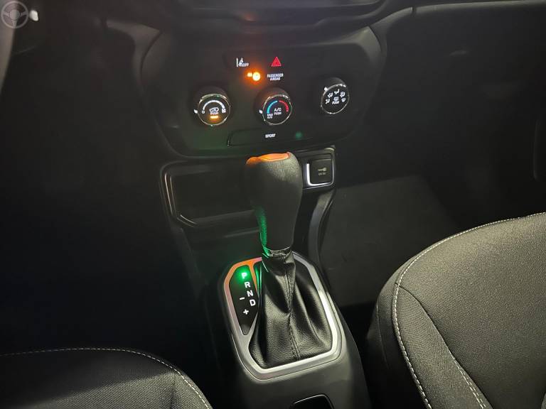 JEEP - RENEGADE 1.3 SPORT T270 16V TURBO FLEX 4P AUTOMÁTICO - 2022/2022 - CINZA - R$ 108.900,00