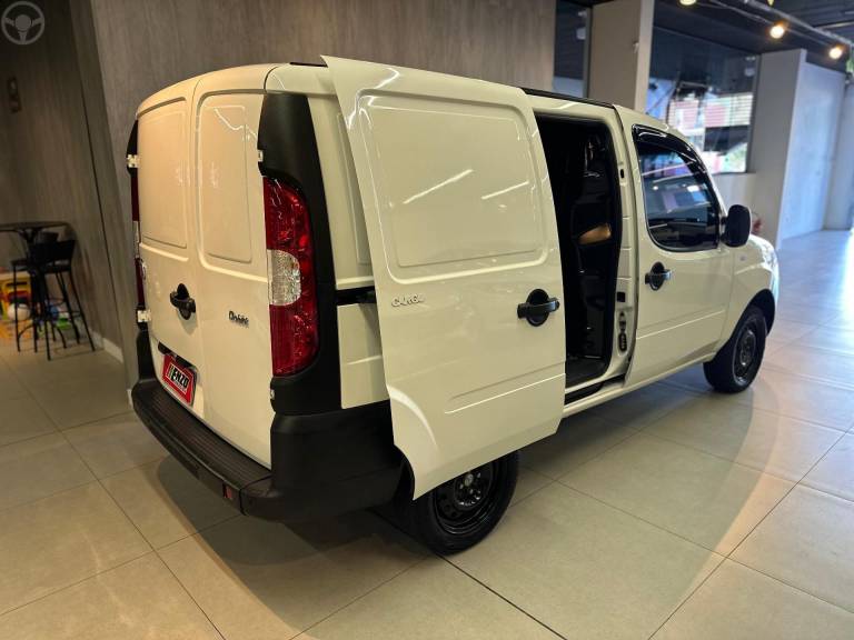 FIAT - DOBLÓ 1.8 MPI CARGO FLEX 4P MANUAL - 2021/2021 - BRANCA - R$ 79.900,00
