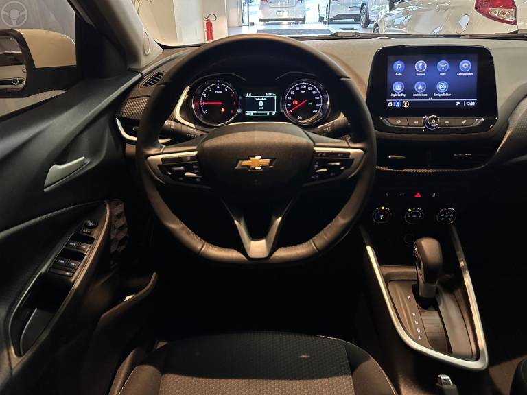 CHEVROLET - ONIX 1.0LTZ PLUS 12V TURBO FLEX 4P AUTOMÁTICO - 2023/2024 - BRANCA - R$ 98.900,00