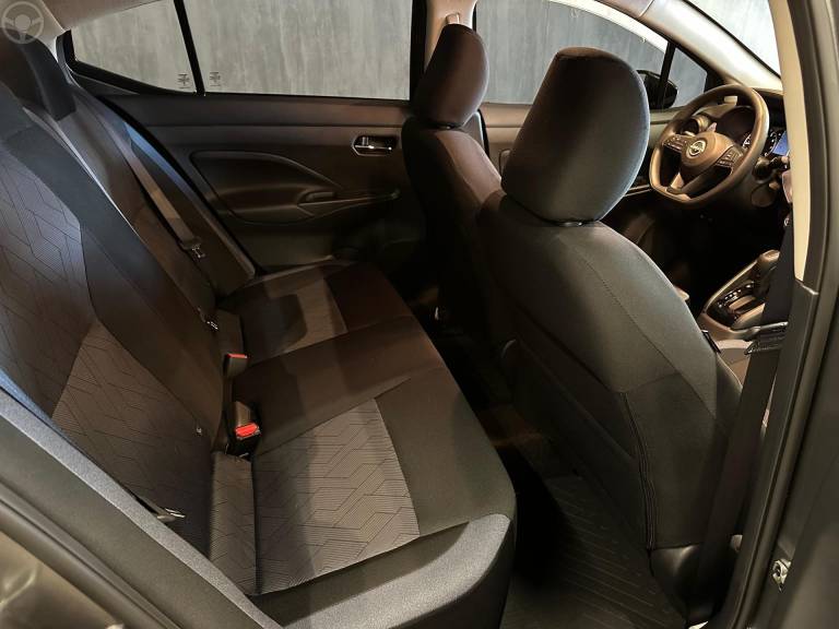 NISSAN - VERSA 1.6 SENSE 16V FLEX 4P AUTOMÁTICO - 2024/2025 - CINZA - R$ 105.900,00