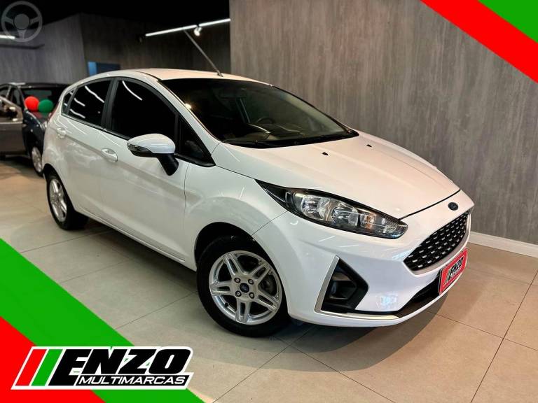 FORD - FIESTA 1.6 SEL HATCH 16V FLEX 4P AUTOMÁTICO - 2018/2018 - BRANCA - R$ 62.900,00