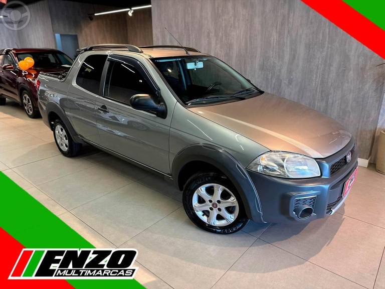 FIAT - STRADA 1.4 MPI WORKING CD 8V FLEX 3P MANUAL - 2014/2015 - CINZA - R$ 61.900,00