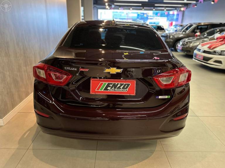 CHEVROLET - CRUZE 1.4 TURBO LT 16V FLEX 4P AUTOMÁTICO - 2017/2017 - VERMELHA - R$ 85.900,00