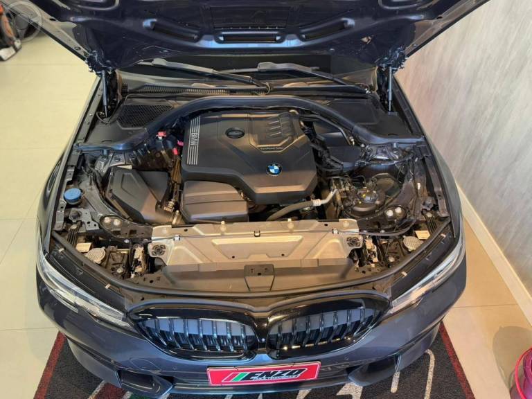 BMW - 320I 2.0 M SPORT 16V TURBO 4P AUTOMÁTICO - 2019/2020 - CINZA - R$ 199.900,00