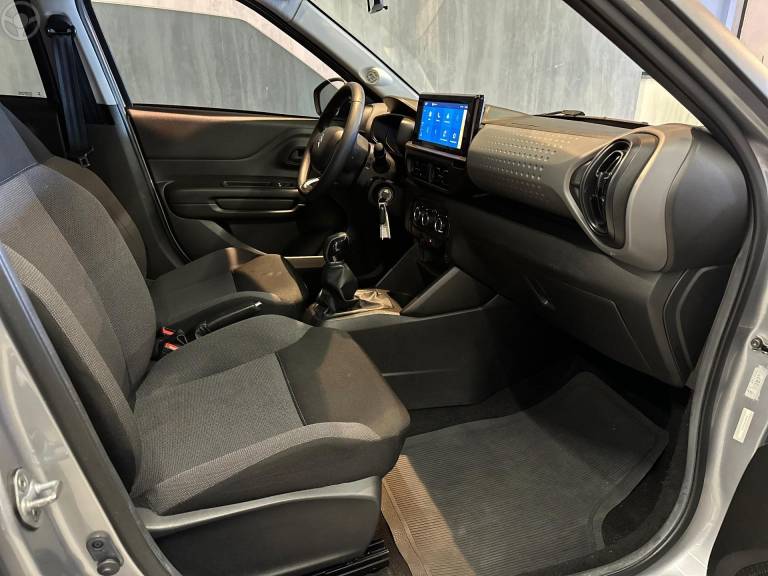 CITROËN - C3 1.0 LIVE PACK 6V 4P FLEX MANUAL - 2023/2023 - PRATA - R$ 66.900,00