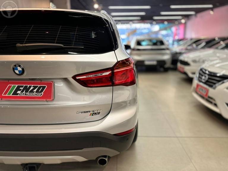 BMW - X1 2.0 16V TURBO SDRIVE20I X-LINE 4P AUTOMÁTICO - 2019/2019 - PRATA - R$ 136.900,00