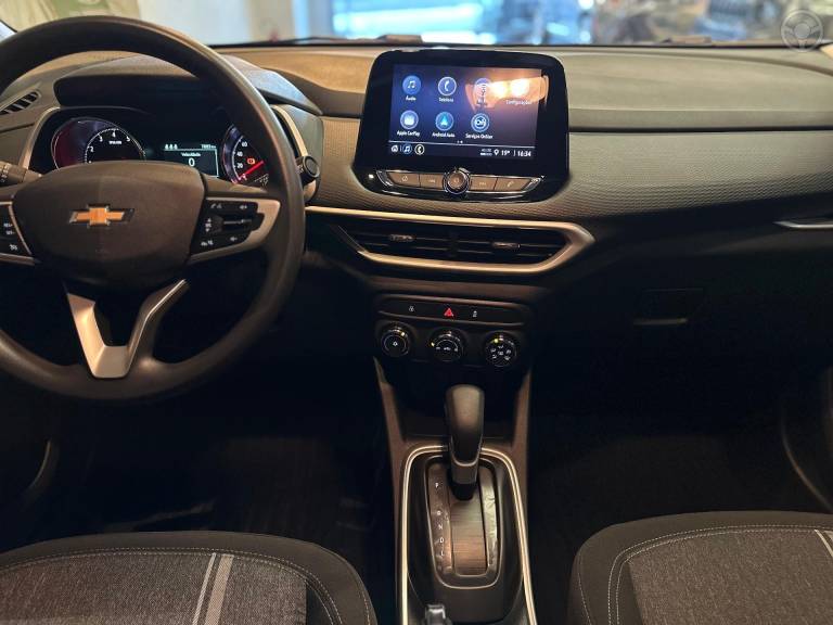 CHEVROLET - TRACKER 1.0 12V LT TURBO FLEX 4P AUTOMÁTICO - 2024/2025 - PRATA - R$ 129.900,00