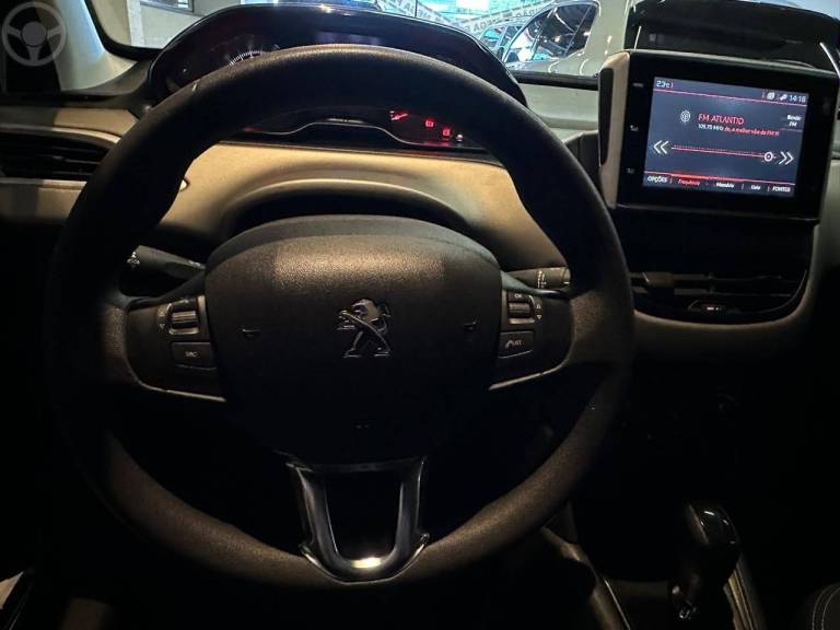 PEUGEOT - 2008 1.6 16V FLEX ALLURE 4P AUTOMÁTICO - 2019/2020 - MARROM - R$ 66.900,00