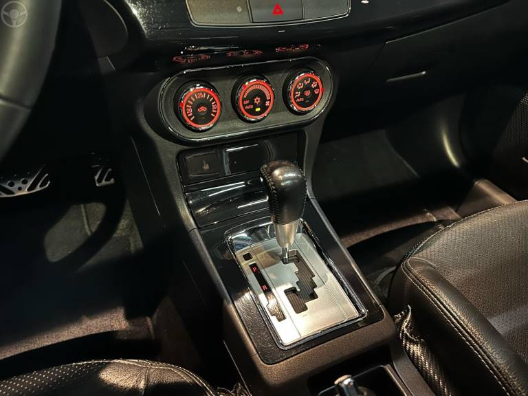 MITSUBISHI - LANCER 2.0 GT 16V 4P AUTOMÁTICO - 2011/2012 - CINZA - R$ 64.900,00