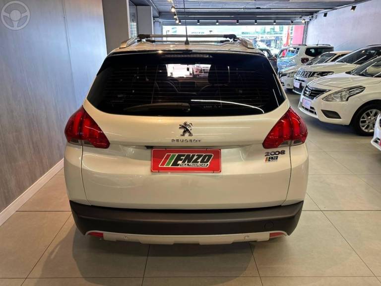 PEUGEOT - 2008 1.6 16V FLEX GRIFFE 4P AUTOMÁTICO - 2017/2017 - BRANCA - R$ 57.900,00