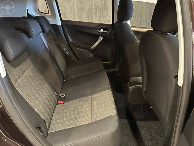 PEUGEOT - 2008 1.6 16V FLEX ALLURE 4P AUTOMÁTICO - 2019/2020 - MARROM - R$ 66.900,00