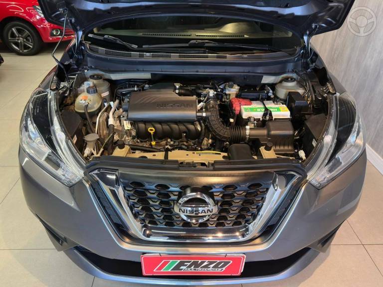 NISSAN - KICKS 1.6 16V FLEX SL PACK TECH 4P XTRONIC - 2017/2018 - CINZA - R$ 84.900,00