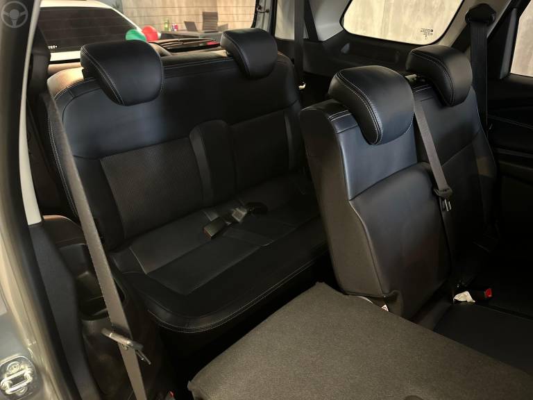CHEVROLET - SPIN 1.8 PREMIER 8V FLEX 4P AUTOMÁTICO - 2023/2024 - PRATA - R$ 116.900,00