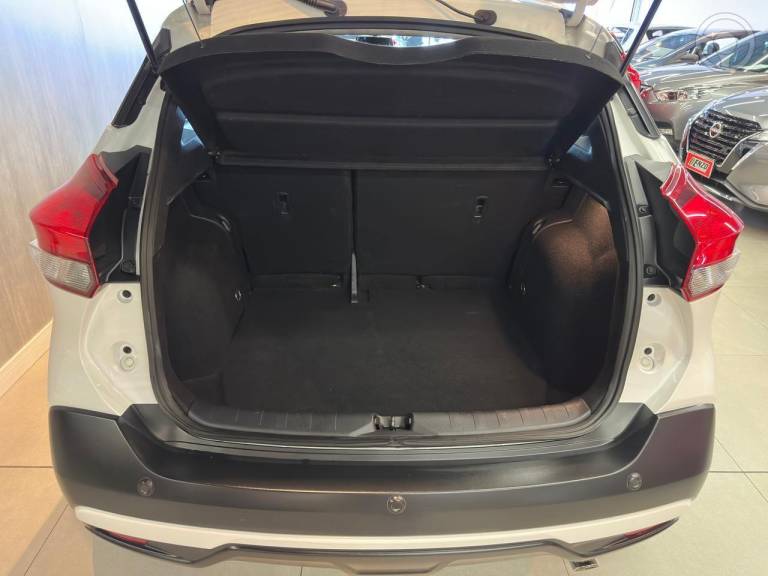 NISSAN - KICKS 1.6 16V FLEX SV 4P XTRONIC - 2020/2021 - BRANCA - R$ 89.900,00