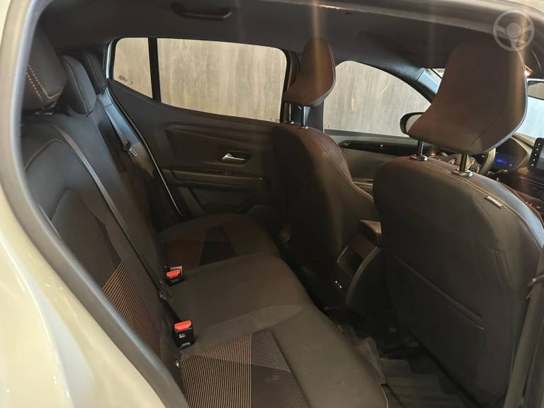 RENAULT - KARDIAN 1.0 TCE TECHNO EDC FLEX 4P AUTOMÁTICO - 2024/2025 - BRANCA - R$ 104.900,00