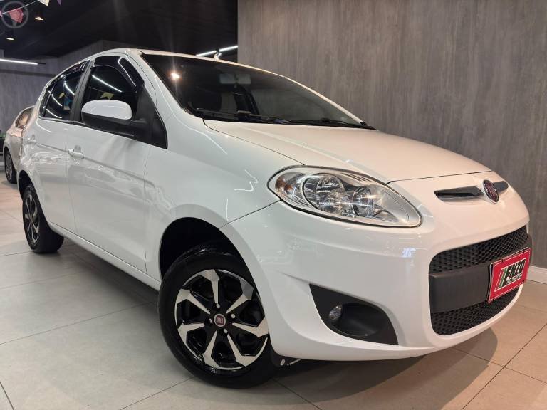 FIAT - PALIO 1.4 MPI ATTRACTIVE 8V FLEX 4P MANUAL - 2013/2013 - BRANCA - R$ 39.900,00