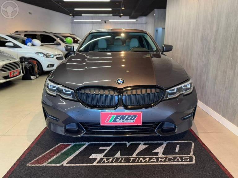 BMW - 320I 2.0 M SPORT 16V TURBO 4P AUTOMÁTICO - 2019/2020 - CINZA - R$ 199.900,00