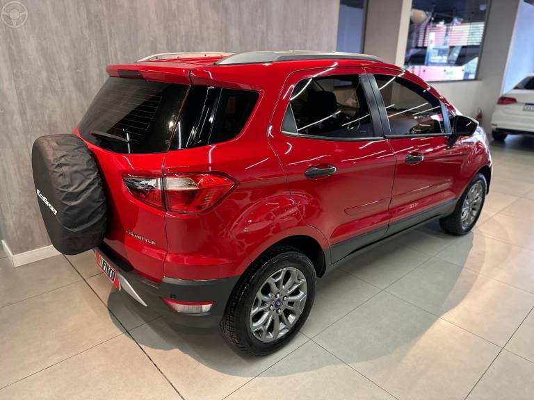 FORD - ECOSPORT 1.6 FREESTYLE 8V FLEX 4P MANUAL - 2012/2013 - VERMELHA - R$ 54.900,00