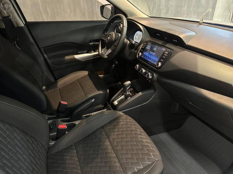 NISSAN - KICKS 1.6 ADVANCE 16V FLEX 4P AUTOMÁTICO - 2021/2022 - PRATA - R$ 103.900,00