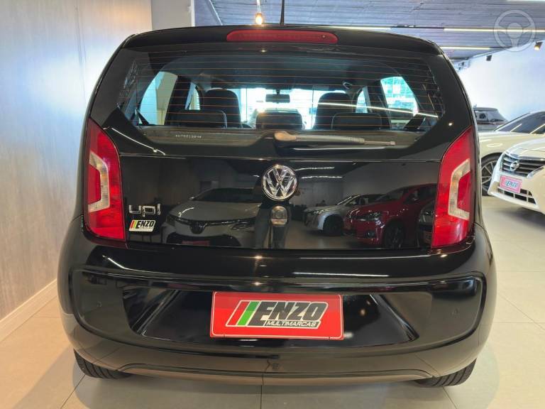 VOLKSWAGEN - UP 1.0 MPI RUN UP 12V FLEX 4P MANUAL - 2016/2017 - PRETA - R$ 47.900,00