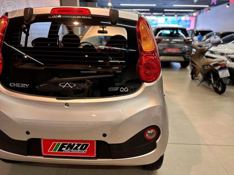 CHERY - QQ 1.0 MPFI ACT 12V 4P MANUAL - 2018/2019 - PRATA - R$ 36.900,00
