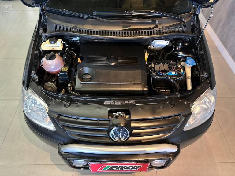 VOLKSWAGEN - CROSSFOX 1.6 MI FLEX 8V 4P MANUAL - 2006/2006 - PRETA - R$ 33.900,00