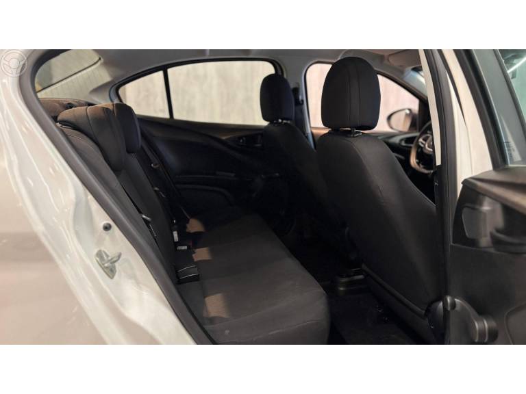 FIAT - CRONOS 1.0 FIREFLY DRIVE FLEX 4P MANUAL - 2022/2023 - BRANCA - R$ 66.900,00