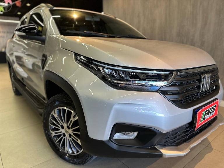 FIAT - STRADA 1.3 RANCH CD 8V FLEX 4P AUTOMÁTICO - 2022/2023 - PRATA - R$ 125.900,00