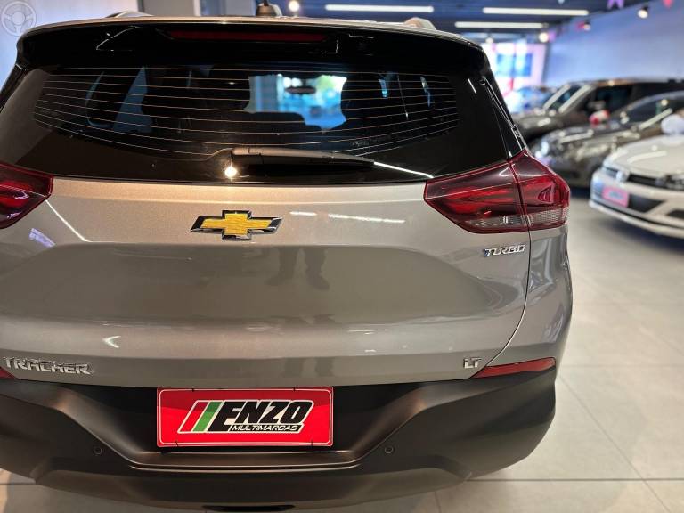 CHEVROLET - TRACKER 1.0 12V LT TURBO FLEX 4P AUTOMÁTICO - 2024/2025 - PRATA - R$ 132.900,00