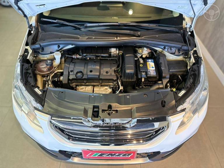 PEUGEOT - 2008 1.6 16V FLEX GRIFFE 4P AUTOMÁTICO - 2017/2017 - BRANCA - R$ 57.900,00