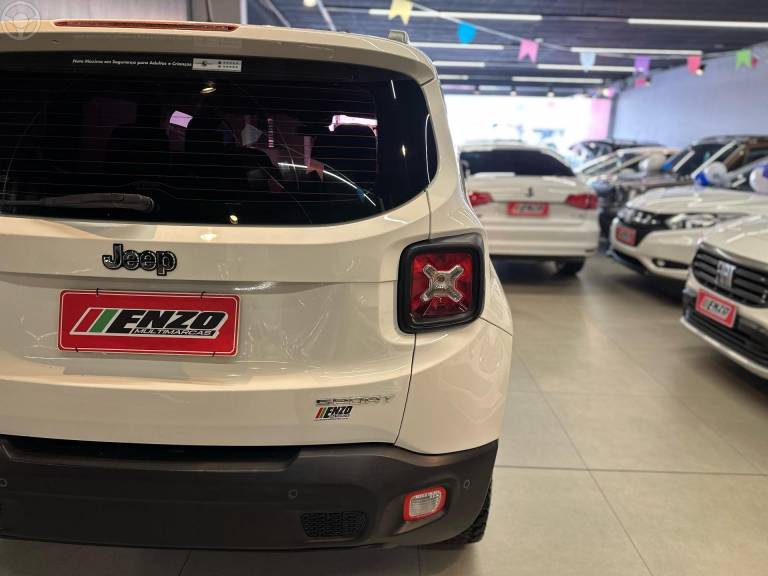 JEEP - RENEGADE 1.8 16V FLEX SPORT 4P MANUAL - 2016/2017 - BRANCA - R$ 67.900,00