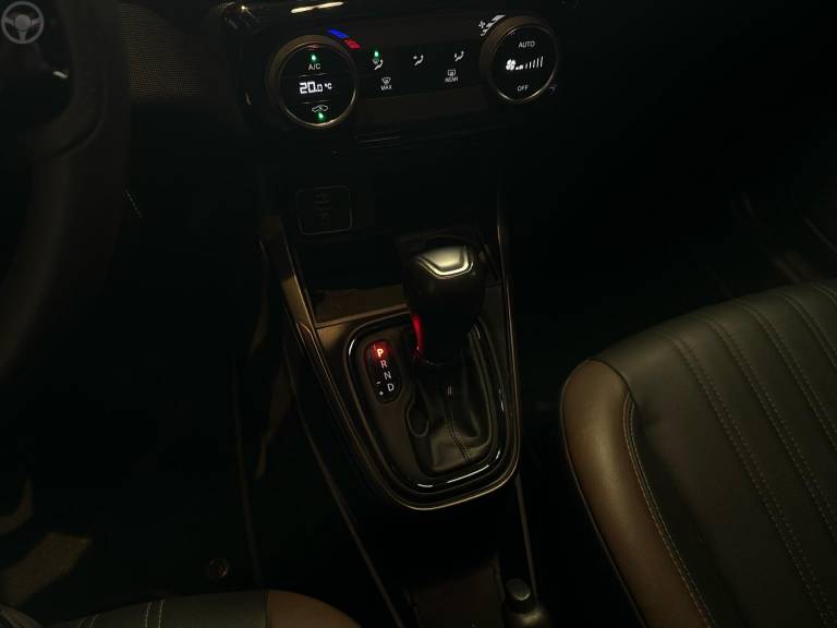 FIAT - STRADA 1.3 RANCH CD 8V FLEX 4P AUTOMÁTICO - 2022/2023 - PRATA - R$ 125.900,00