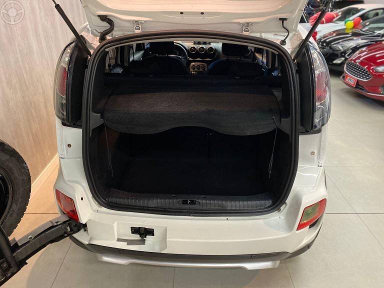 CITROËN - AIRCROSS 1.6 GLX 16V FLEX 4P MANUAL - 2013/2014 - BRANCA - R$ 42.900,00