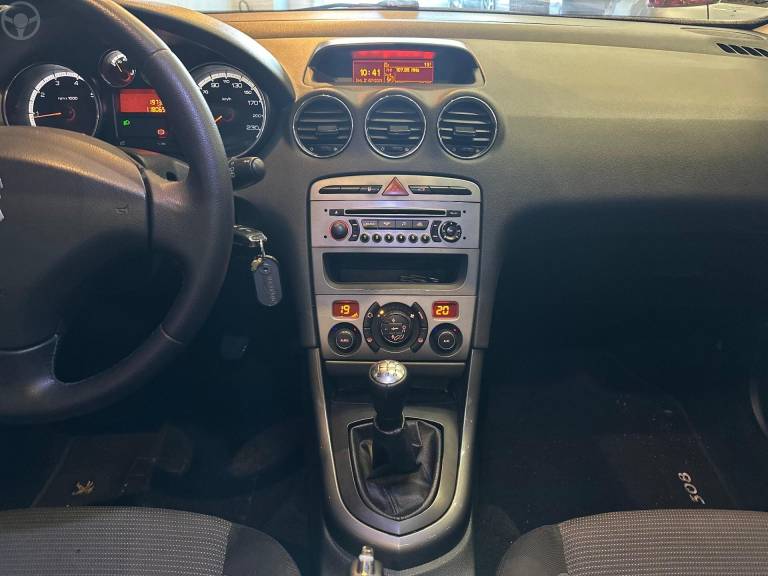 PEUGEOT - 308 2.0 ALLURE 16V FLEX 4P MANUAL - 2012/2013 - BRANCA - R$ 41.900,00
