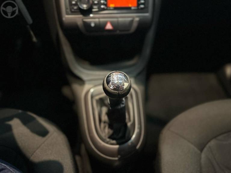 CITROËN - C3 1.5 TENDANCE 8V FLEX 4P MANUAL - 2014/2015 - BRANCA - R$ 43.900,00
