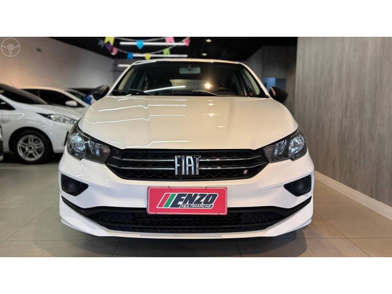 FIAT - CRONOS 1.0 FIREFLY DRIVE FLEX 4P MANUAL - 2022/2023 - BRANCA - R$ 66.900,00