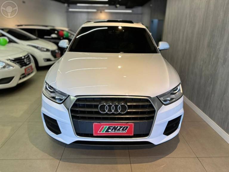AUDI - Q3 1.4 TFSI AMBIENTE FLEX 4P S TRONIC - 2016/2017 - BRANCA - R$ 96.900,00